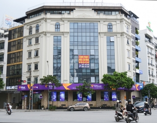 Biển hiệu Ngân hàng TPB